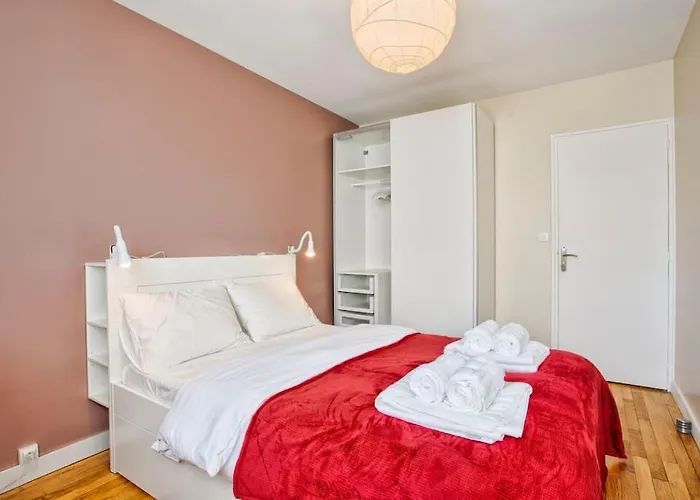 Belle Vaucelles • Renove Et Design • Parking, Wifi Lejlighed